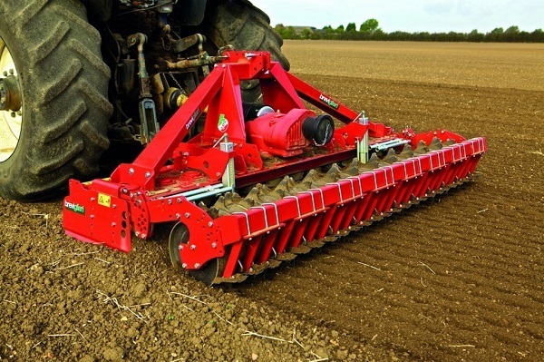 harrowing-the-best-way-to-properly-maintain-your-fields-toptillers